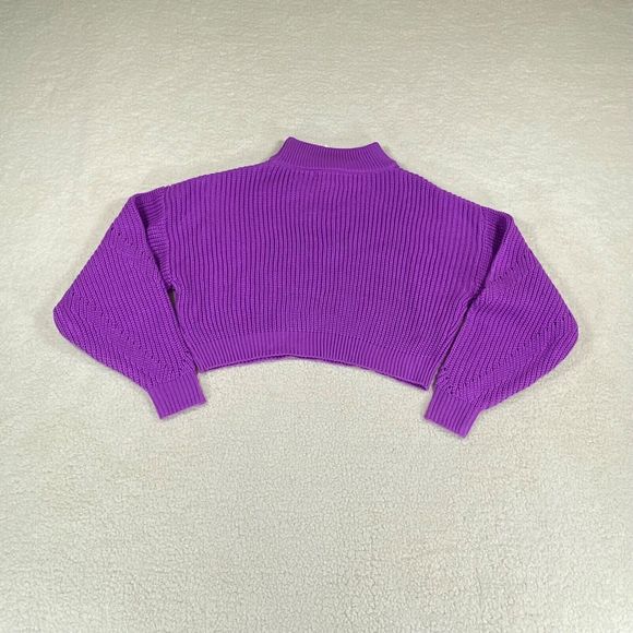 GB Purple Cable Knit Long Sleeve Crop Sweater NWT Size Small - Picture 5 of 9